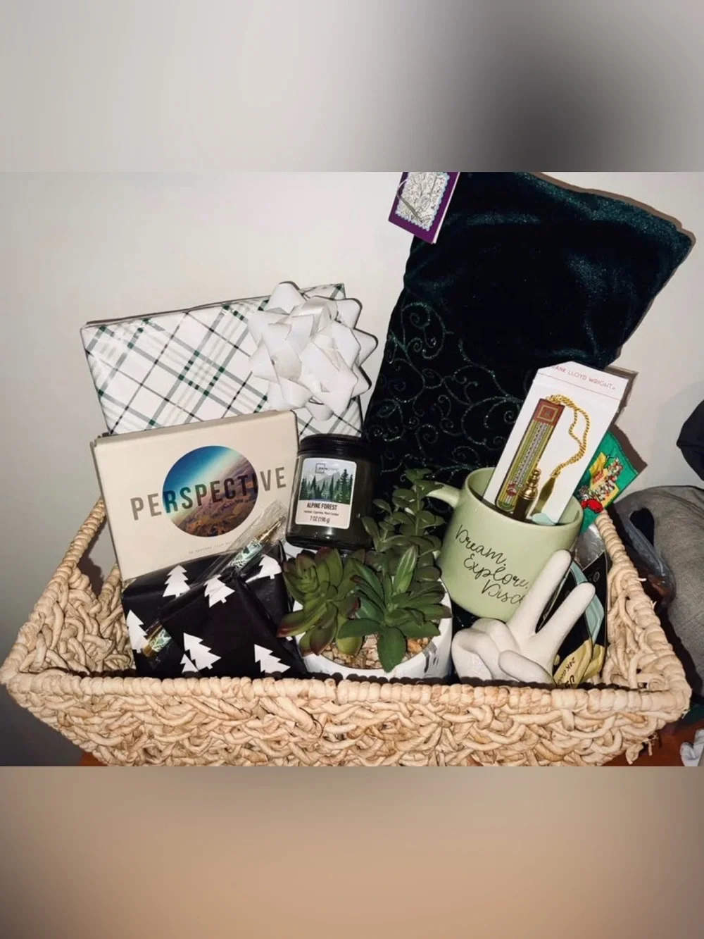 Custom Made Baskets for ALL/ANY Occassion! Lots of details in description